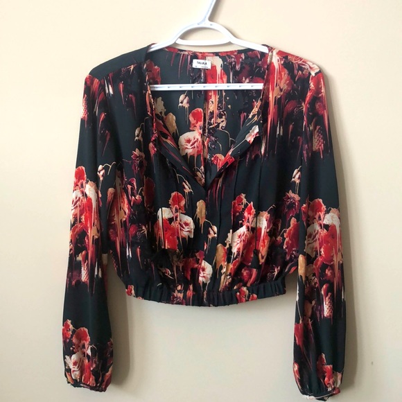 Aritzia talula crop blouse - Picture 1 of 1